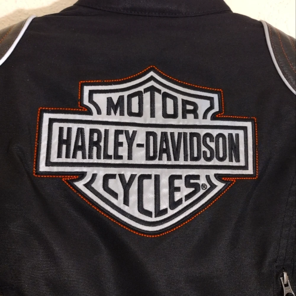 Harley-Davidson® Women's Triple Vent System Waterproof Textile Riding Jacket - Picture 10 of 16